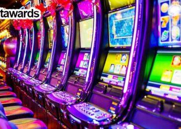 Cách chơi Slot Machine